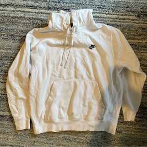 Nike Club Pullover Hoodie